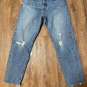 Levi’s Wedgie size 31